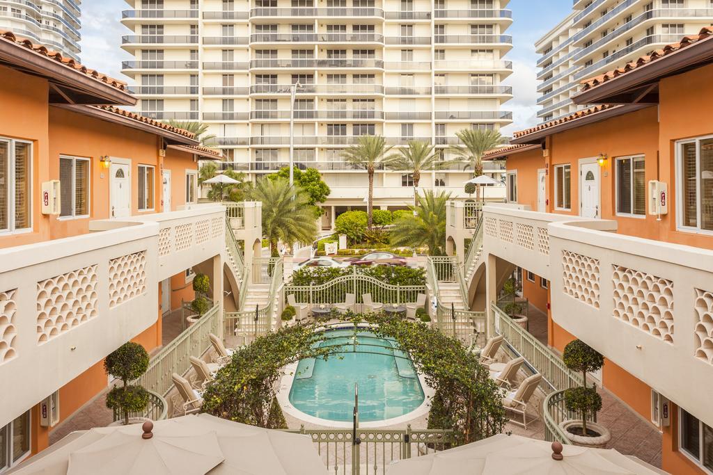 Sun Harbour Boutique Hotel Bal Harbour Exterior foto